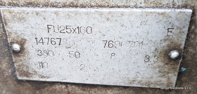 Frézka konzolová FU 25 (2941 vymenit-Frezka konzolova FU 25 (10). Frézka konzolová FU 25 (10).jpg)